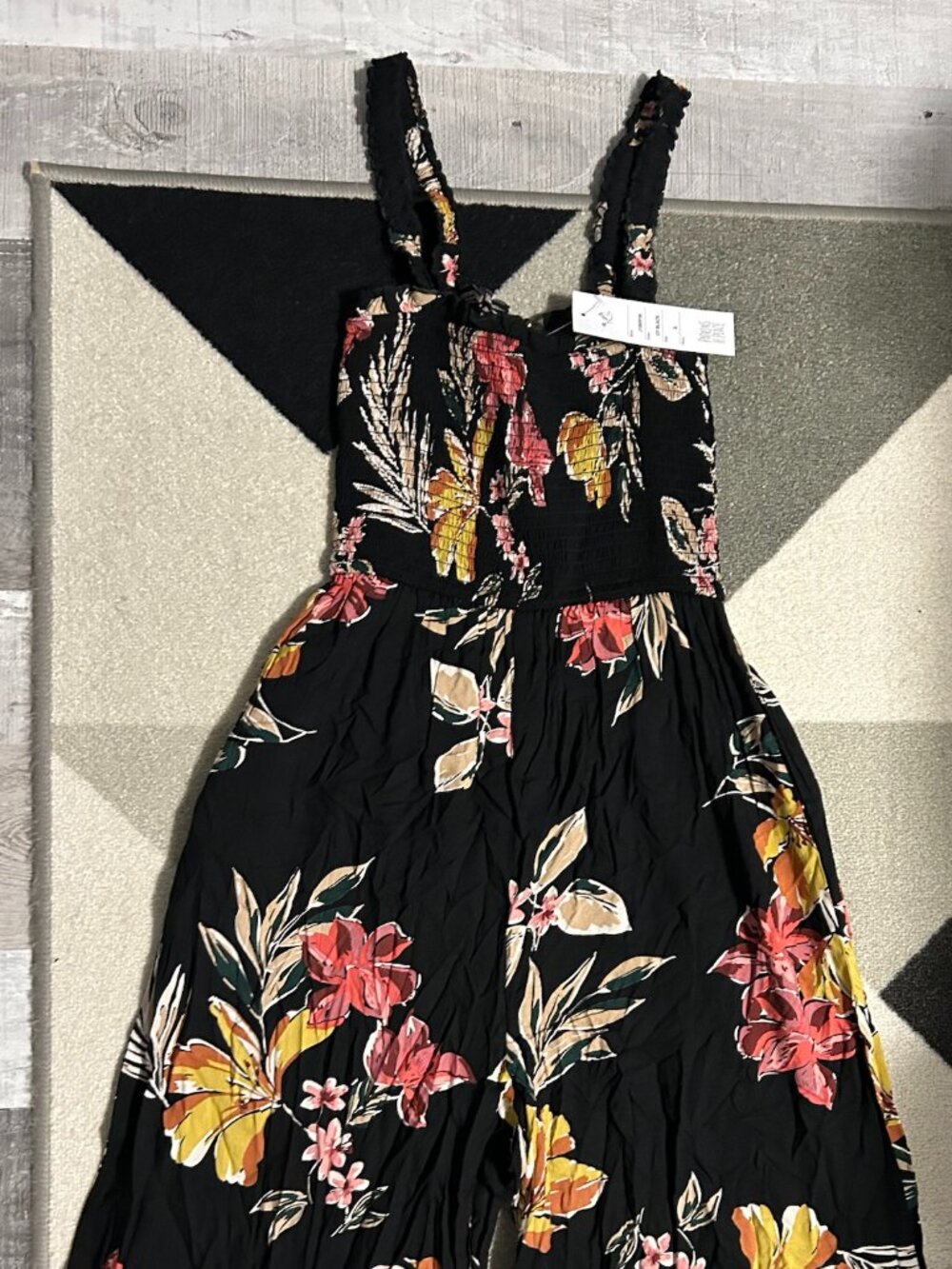 NWT Patrons of Peace Black Tropical Floral Smocked Wide Leg Jumpsuit Women's S - Picture 8 of 11